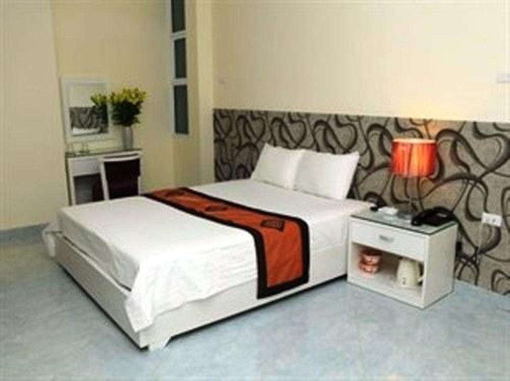 Phu Nhuan Hotel Ανόι Εξωτερικό φωτογραφία